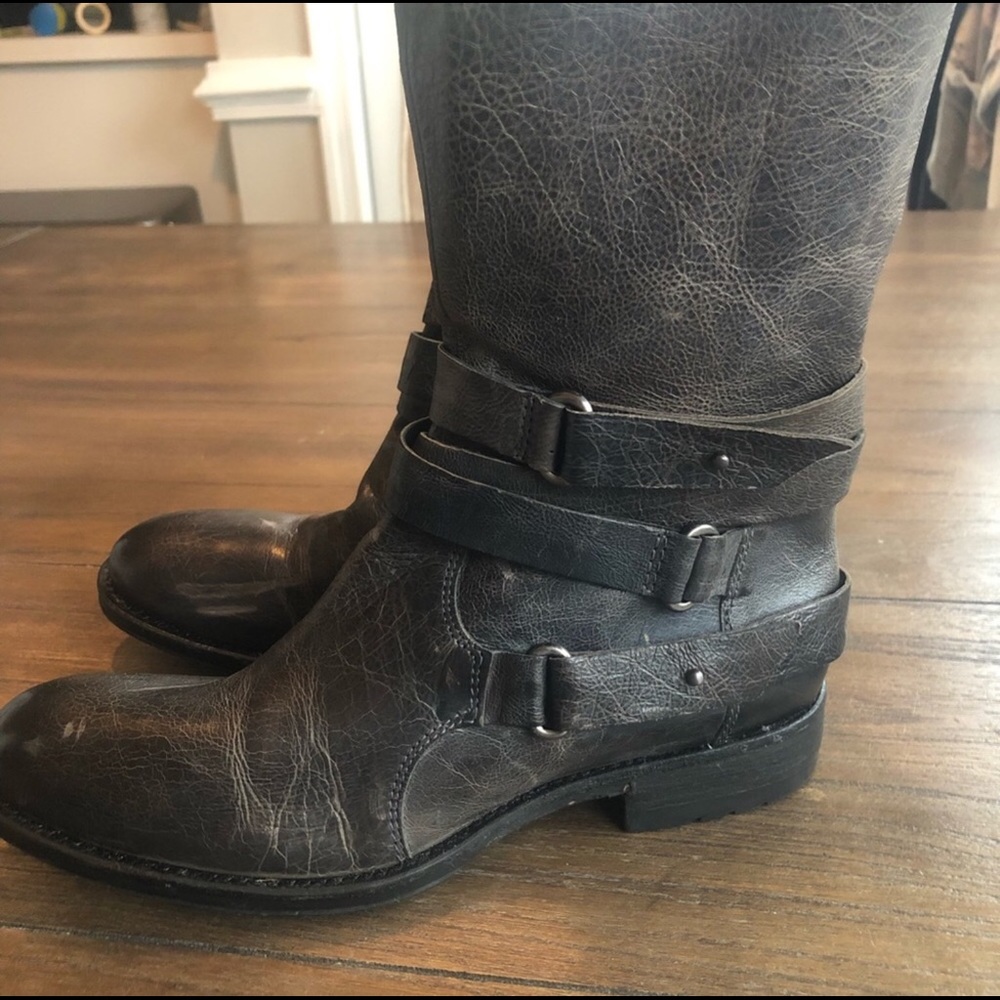Vera Wang Italian leather moto boots